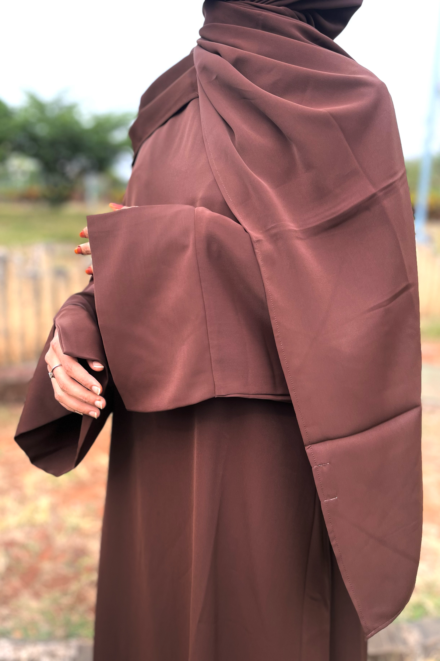 Zunairah Basic Abaya - Brown